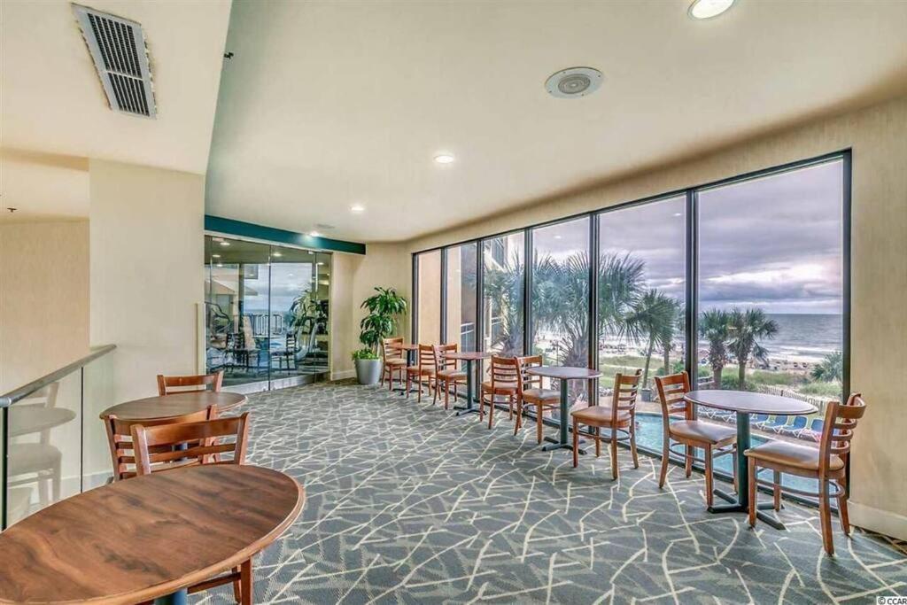 Divine Vacay At This 1Br Oceanview Suite 828 شاطئ ميرتل المظهر الخارجي الصورة